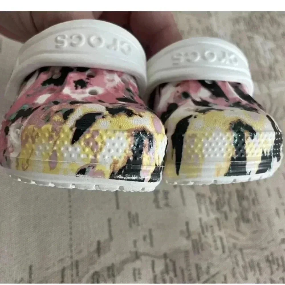 Crocs Classic Tie Dye Mania Clog Size 4